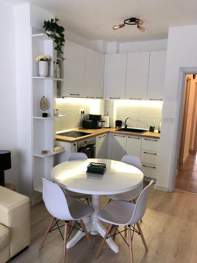 Magnolia Apartment Varna Esterno foto