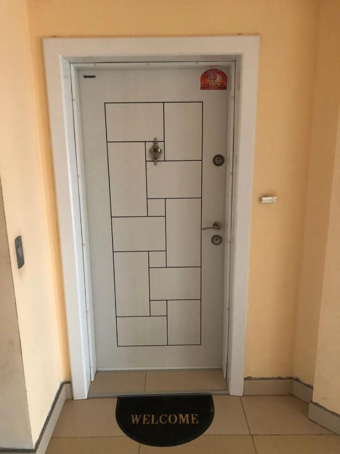 Magnolia Apartment Varna Esterno foto