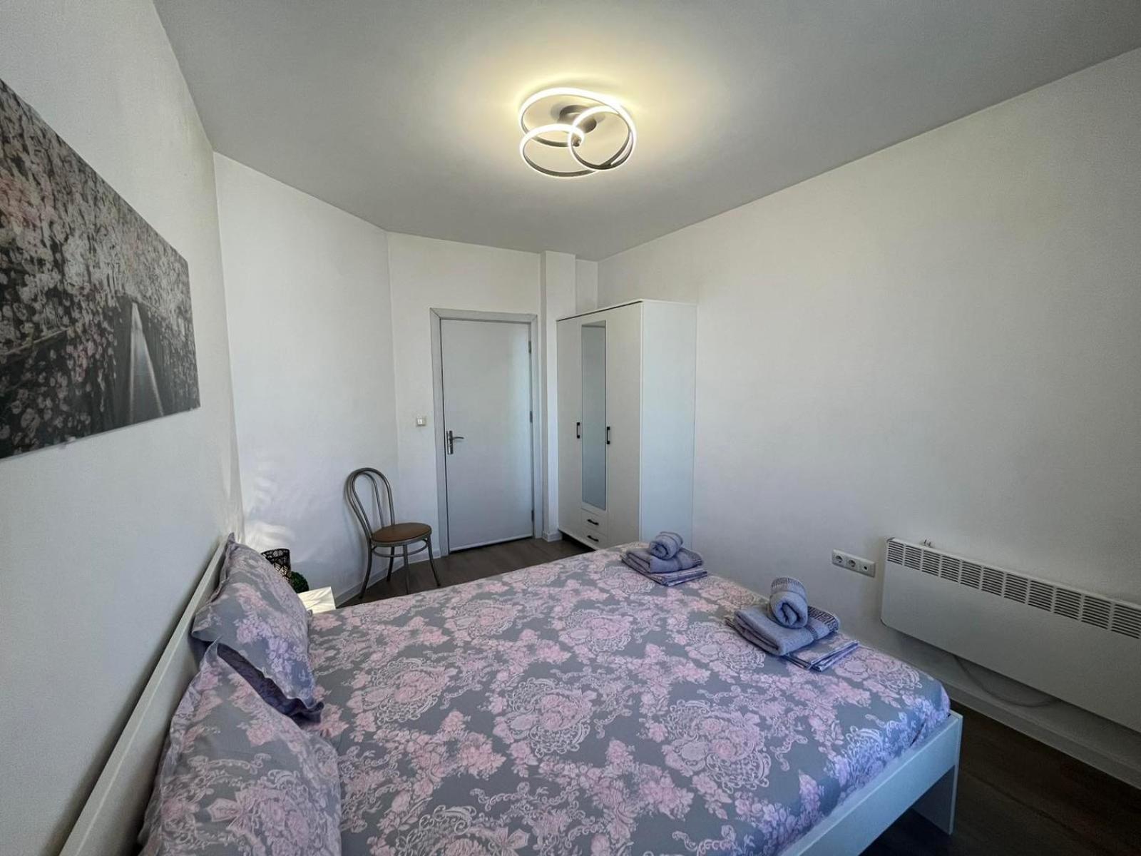 Magnolia Apartment Varna Esterno foto