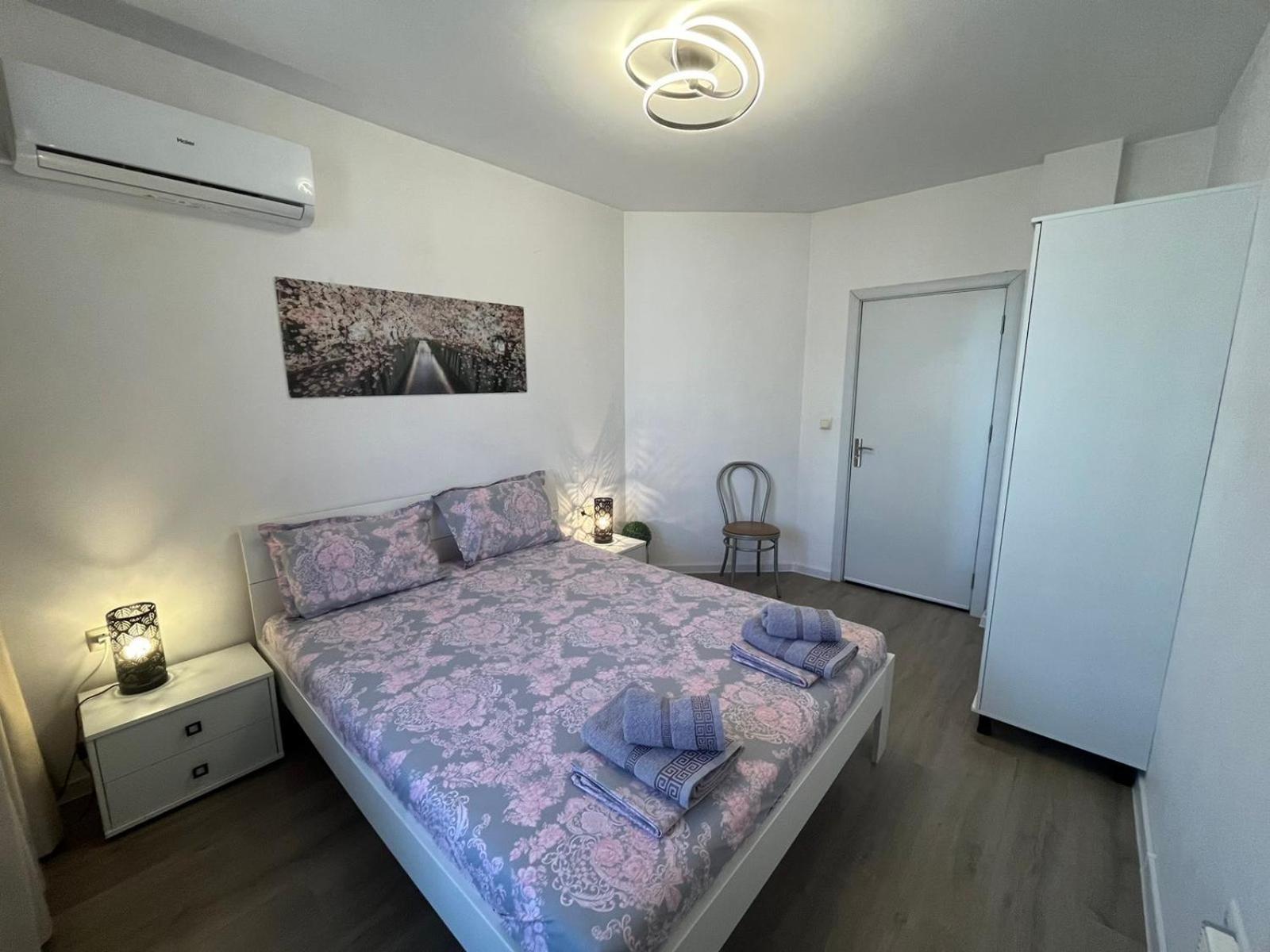 Magnolia Apartment Varna Esterno foto